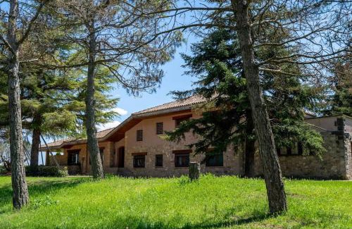 Santpedor Villa | Lodging Apartments Villa el Raco