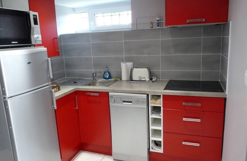 Magny Apartment | Lodging city Beausoleil with Terrace