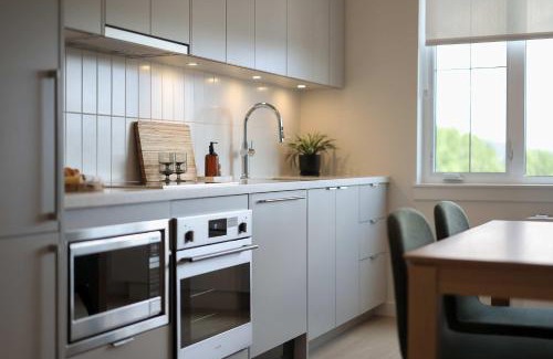 Rossland Apartment | Loft at The Crescent Sleeps 4 to 6
