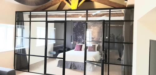 Bastide Saint-Louis Apartment | Loft Chic