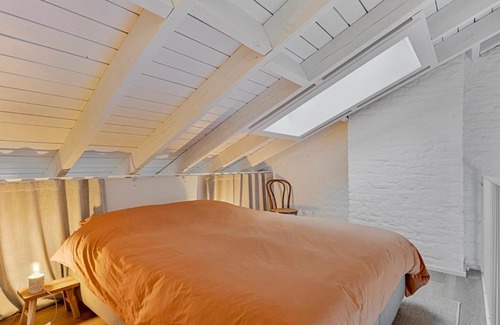 Feronstree et Hors-Chateau Apartment | Loft City Center - 2 bedrooms - parking - by FineNest