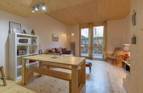 Bagneres-de-Luchon Apartment | Loft Coco