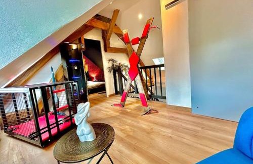Pont-sur-Yonne Apartment | loft des désirs hammam, jacuzzi