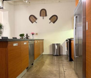 Downtown Los Angeles Bed & Breakfast | Loft in Downtown Los Angeles
