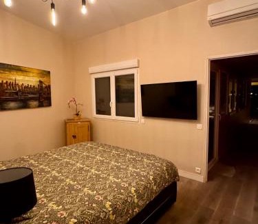 Mont d'Arene Apartment | Loft Spa Reims-fr 250m2 privatifs, piscine intérieure chauffée, spa et parking