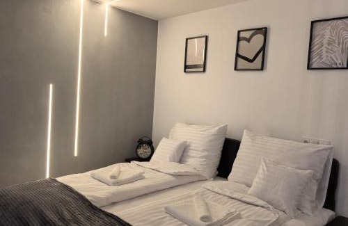 Ochota Apartment | Loft studio KWADRAT Jerozolimskie