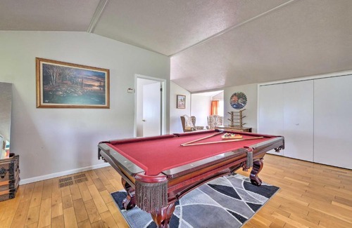 Huntsburg House | Loft Unplugged with Outdoor Space in Amish Country!