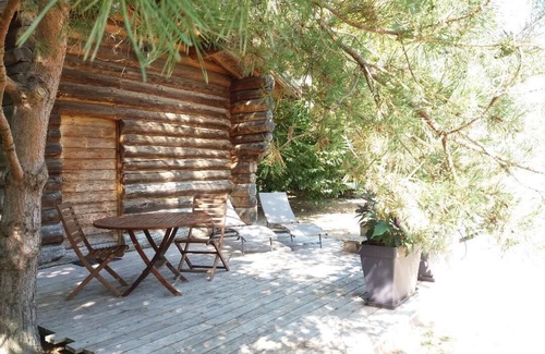 Tuffalun Cabin | Log Cabin in the Loire Valley