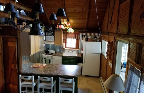 Hewitt Cabin | Log Cabin near Greenwood Lake. Minutes to AP Trl, Ren fair, Mt Peter, & Warwick
