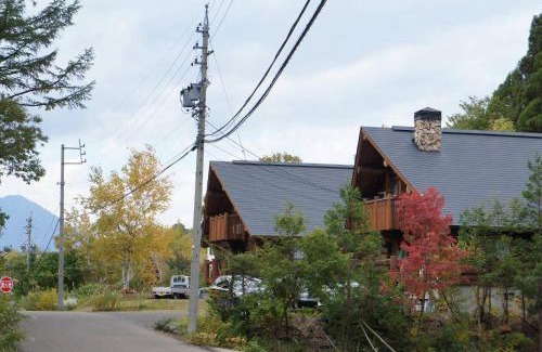 Shinano Bed & Breakfast | log Hotel kamloops