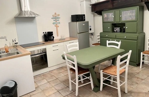 Fedry House | Logement en Bord de Saône
