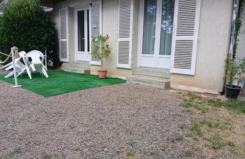 Soulaines-sur-Aubance Apartment | logement à la campagne