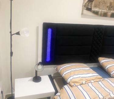 Arnouville Apartment | Logement F2 entier calme à 20 mins de paris , Stade 2 France, Aéro CDG, Parc des expositions, Disneyland Paris,Futuroscope, Tour Eiffel