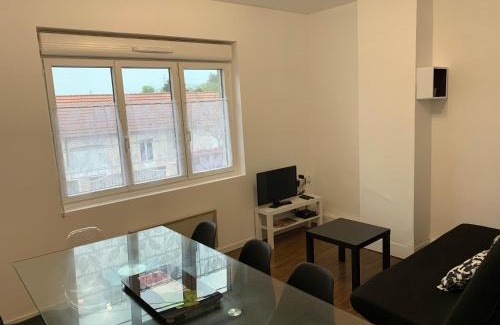 Dompierre-sur-Besbre House | Logement, idéal famille, amis, tout y est !