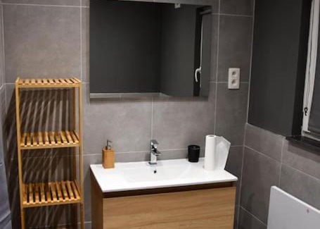 Brugelette Apartment | Logement in wood (400 mètres de Pairi Daiza)