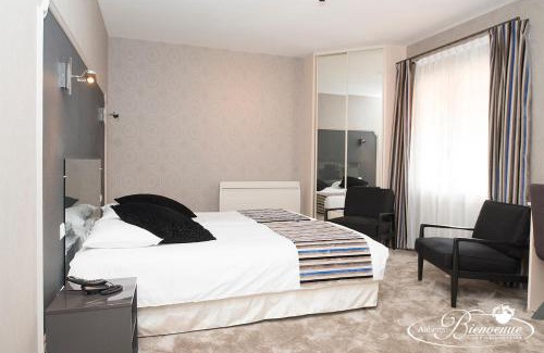 Doue-en-Anjou Hotel | Logis Auberge Bienvenue