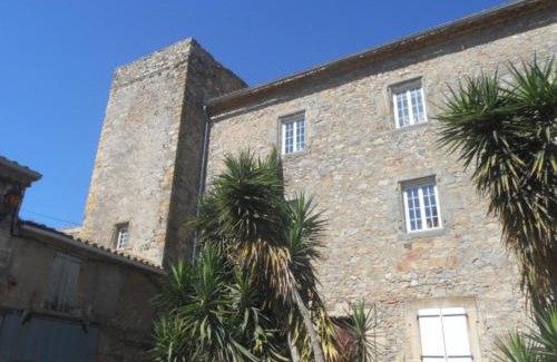 Canet House | Logis de La Meschaussée, dans donjon du XIe siècle