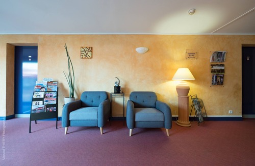 Golbey Hotel | Logis Hôtel Atrium