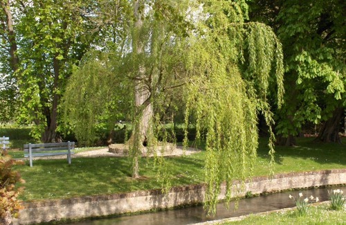 Saint-Omer-en-Chaussee Hotel | Logis - Hôtel & Restaurant Moulin Des Forges