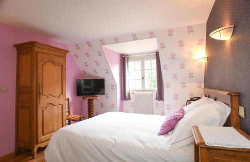 Sainte-Cecile Hotel | Logis Hôtel Restaurant Manoir De L'Acherie