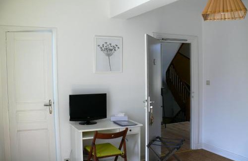 Saint-Pierre-de-Riviere Hotel | Logis Hotel Restaurant LA BARGUILLERE