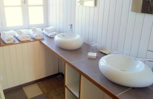 Saint-Pierre-de-Riviere Hotel | Logis Hotel Restaurant LA BARGUILLERE