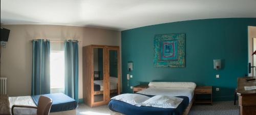 Bourg-Saint-Andeol Hotel | Logis Hotel Le Clos Des Oliviers