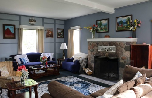 Paris Bed & Breakfast | LOJ BNB