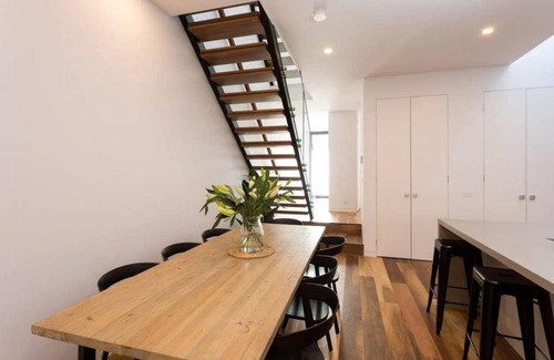 Collingwood Bed & Breakfast | Lola Three Levels of Style with Rooftop Terrace