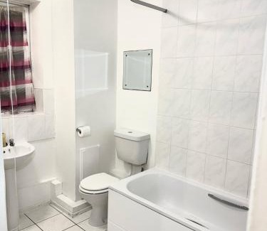 Clissold Apartment | londesborough inn