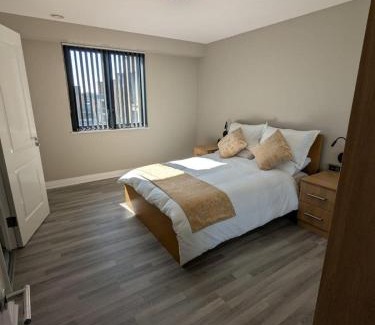 Yiewsley Apartment | London Heathrow Apartment - West Drayton