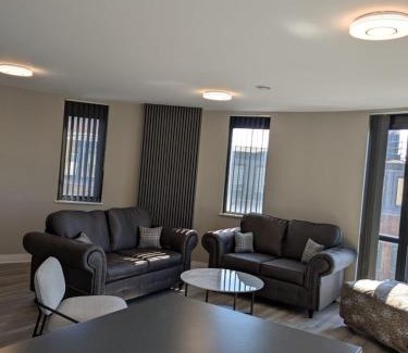 Yiewsley Apartment | London Heathrow Apartment - West Drayton