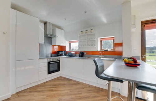 Cranbrook House | London Hopper Hut - One Bedroom House, Sleeps 2