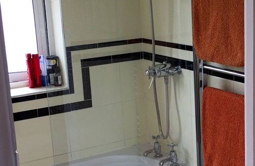 Chingford House | London spacious, bright house with easy access to London
