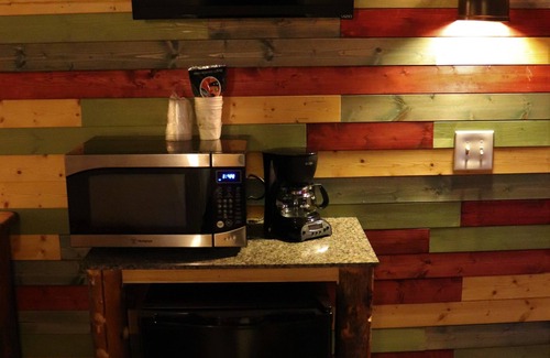 Cougar Other | Lone Fir Resort