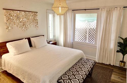 Zaferia House | Long Beach Breeze - Dreamy 2 BR Near Anaheim Street