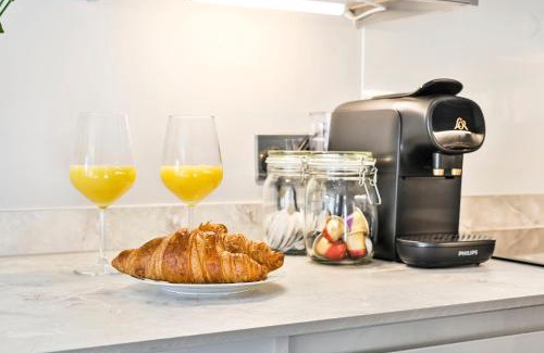 Angel Apartment | Long Stays Angel Apartment with Terrace
