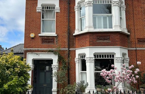 Chiswick House | Long Summer let, Chiswick, Beautiful home sleeps 8