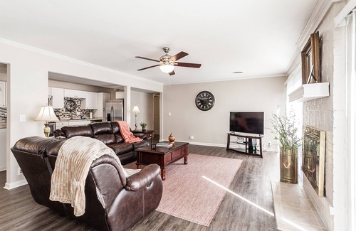 Germantown Condo | Long-term stays 2br Germantown