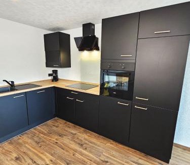Longkamp Apartment | Longkamp Living Stilvolle Ferienwohnungen nahe Bernkastel-Kues, Disneyplus, Netflix, großer TV & Parkplatz