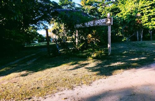Hog Harbour Ski Chalet | Lonnoc Beach Lodge