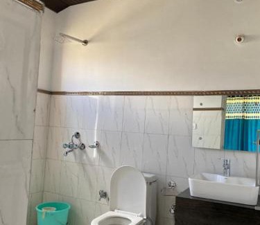 Hunder House | Lonpo's Residency