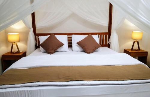 Riung Bed & Breakfast | Lonthar B&B