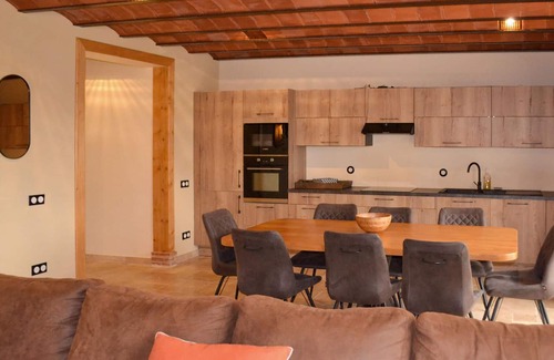 Sainte-Livrade-sur-Lot Apartment | Look forward to an unforgettable vacation in this comfortable apartment in an ideal location!