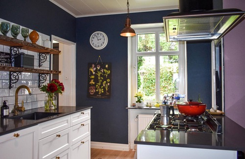 Skivarp House | Look forward to your lovely vacation home with lush grounds extending to the sea.
