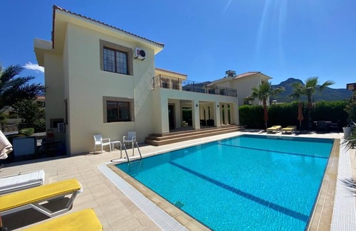 Arapkoy Villa | Look no further, you have found a beautiful villa with mountain & sea views