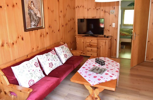Naters Apartment | Looked after holiday house with a superb view concerning the Rhônedal.
