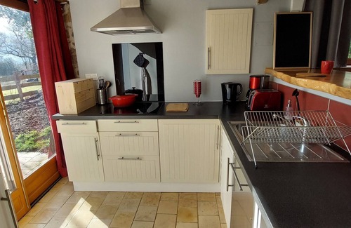 Saint-Priest-des-Champs Ski Chalet | Looking for peace and nature? Come and recharge your batteries in Jeanne's Cabane