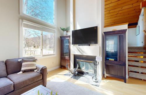 Lincoln Apartment | Loon Mountain Retreat