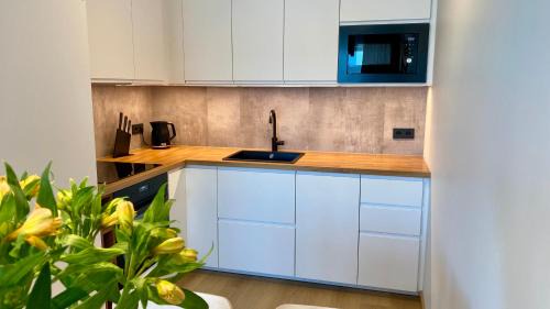 Kesklinn Apartment | Lootsi Haven - Modern City Apartment with Free Parking